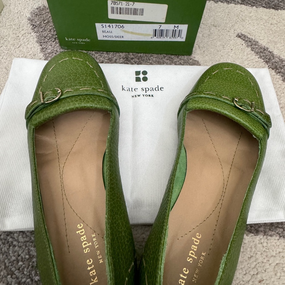 Kate Spade New York Beau size 7 M S141706 color- moss/deer.